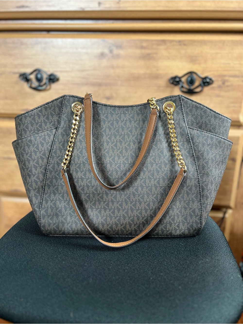 Michael Kors Jet Set Large Signature Logo Shoulder Bag - Picture 4 of 8